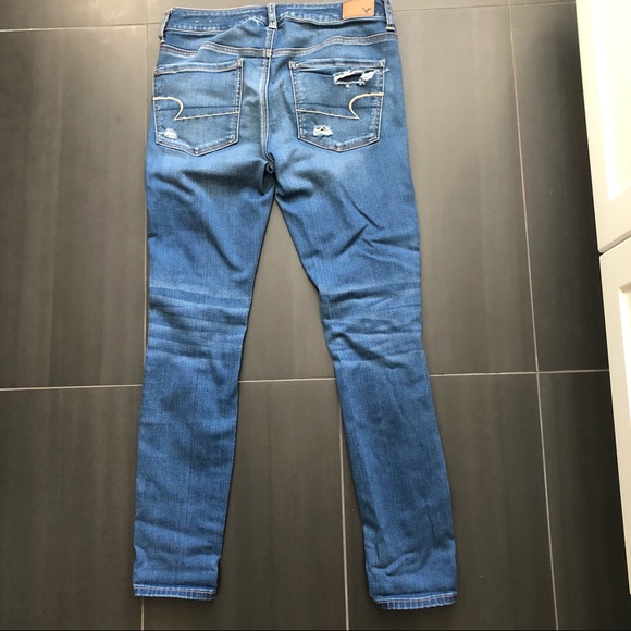 American Eagle Distressed Jeans - US 6 - Picture 2 of 4